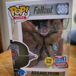 Fallout Assaultron GITD 2018 Fall Convention Exclusive Funko Pop